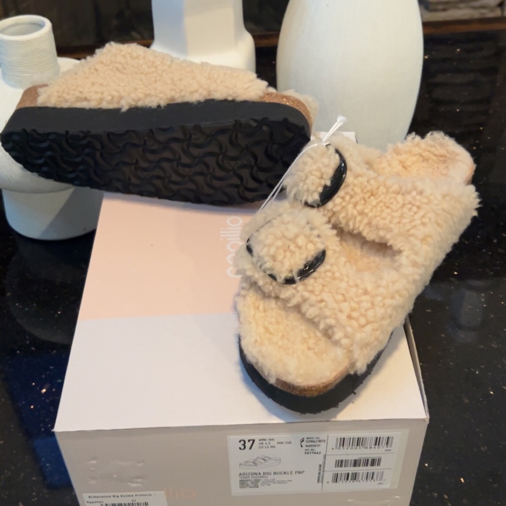 Shoes - Picture 3 of 5